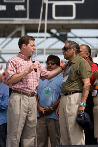 US Senator Sam Brownback Repents to Native American Leaders